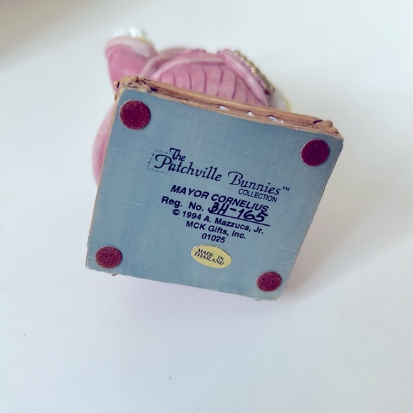 The Patchville Bunnies, Mayor Cornelius, 4" Inch Figurine, New in Box - Picture 3 of 3